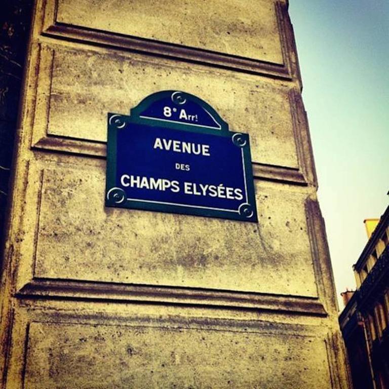 Private Studio - Avenue Des Champs-Elysees Apartment Paris Exterior foto