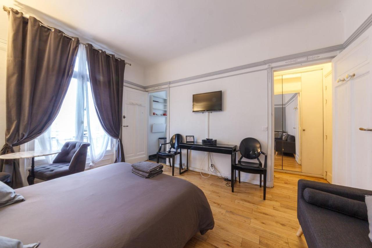 Private Studio - Avenue Des Champs-Elysees Apartment Paris Exterior foto
